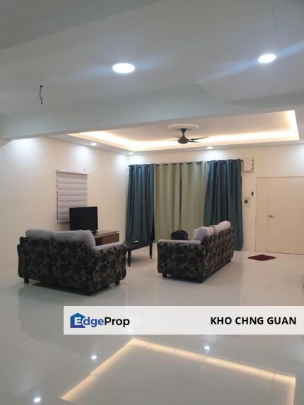 Bandar Nusa Rhu Shah Alam 2 Storey House Air Cond Washing Machine Fully Furnished, Selangor, Shah Alam