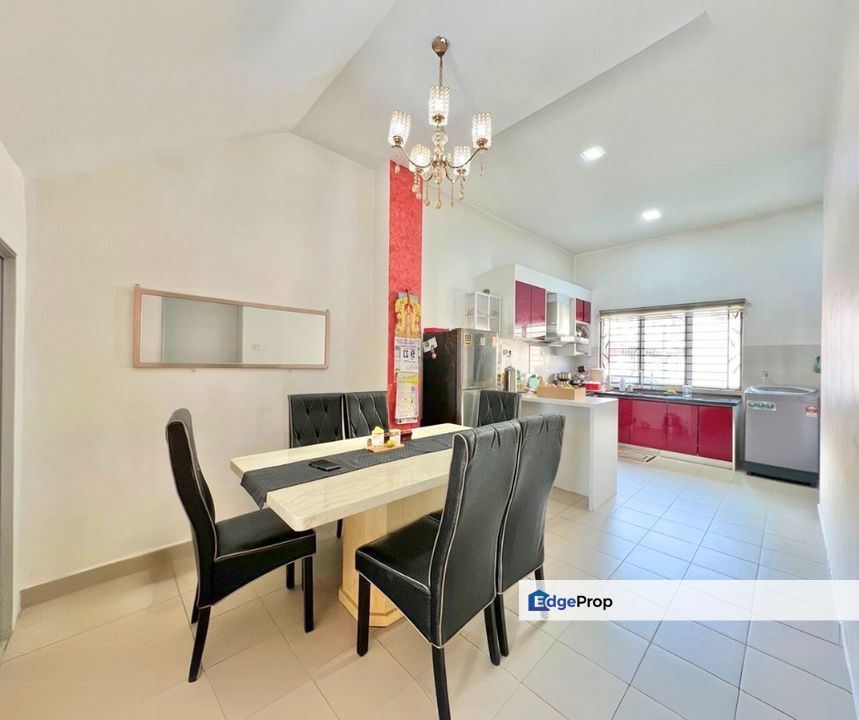 Taman Saga Klang 2 Storey End Lot Freehold Renovated Unit Gated & Guarded For Sale, Selangor, Klang