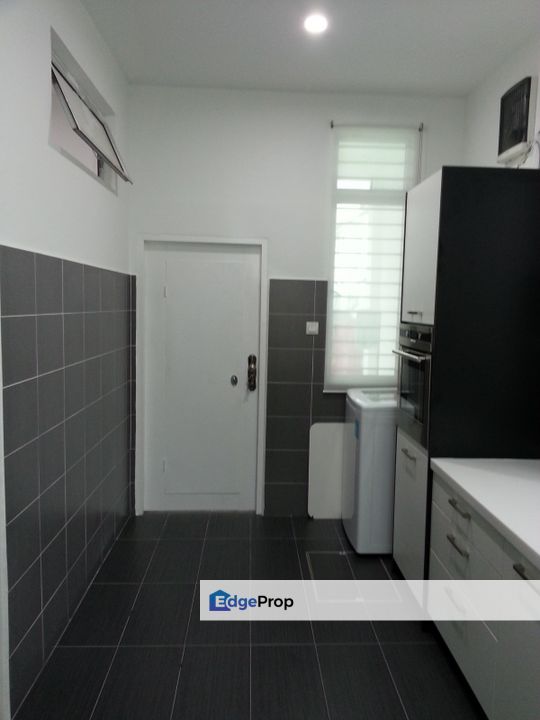 Taman Cenderawasih Seremban 2 Sty Bungalow Extra Land Fully Furnished Freehold Unit For Sale, Negeri Sembilan, Seremban