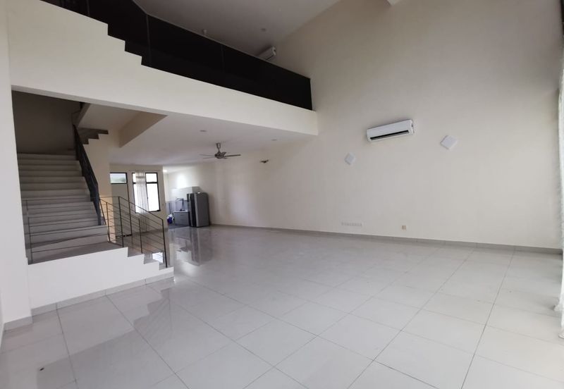 Reflexion Villa @ Puchong South 2.5 Sty Private Pool Villa Near 16 Sierra Seri Kembangan For Sale/Rent