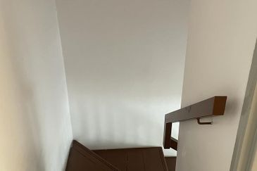 Taman Pinggiran Putra