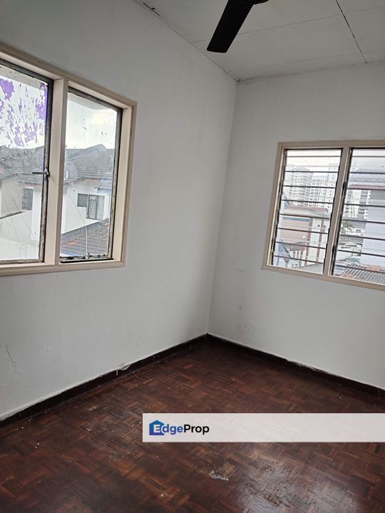 Taman Sri Subang PJS10 Sunway 2 Sty Prime Location Non Bumi Unit For Sale, Selangor, Bandar Sunway