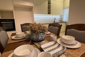 Crescent Park Townvilla