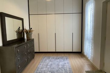 Crescent Park Townvilla