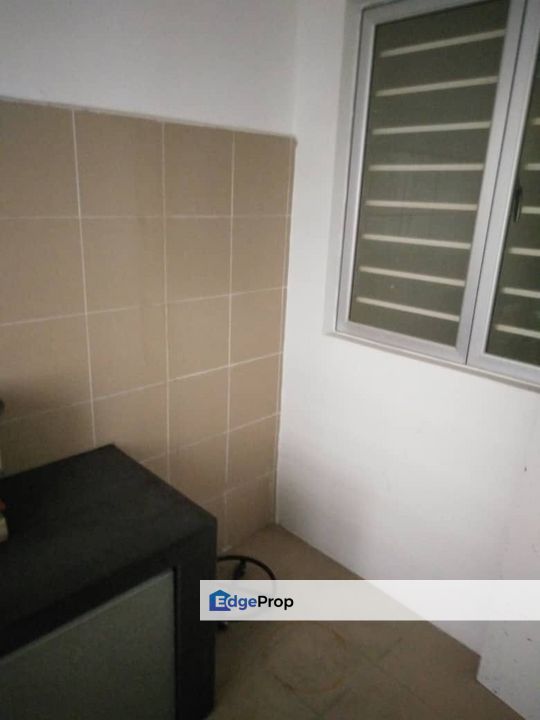 Sunway Alam Suria Shah Alam 2.5 Sty House 22X75 5R4B Fully Renovated For Sale, Selangor, Shah Alam