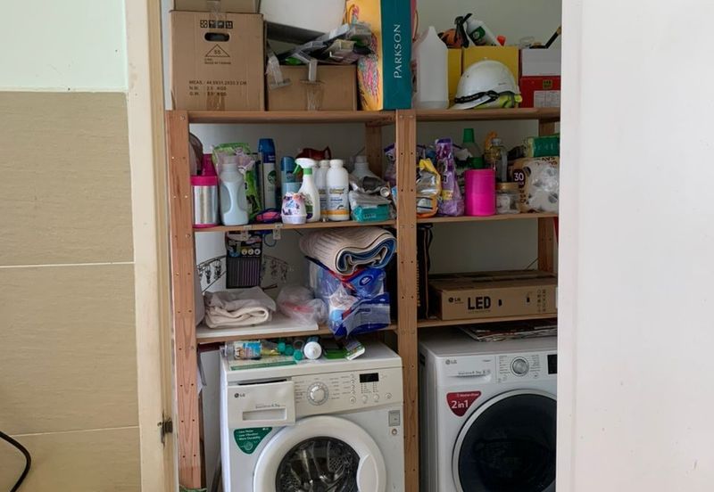 Bandar Puteri Puchong 2 Sty Freehold Renovated 4R4B Kitchen Cabinet For Sale