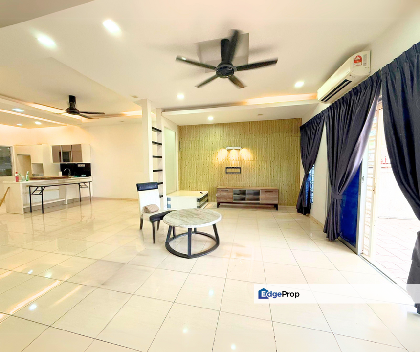 Alam Sanctuary 2 Sty House Seri Kembangan Gated & Guarded 22X75 Well Kept Unit For Sale, Selangor, Puchong South