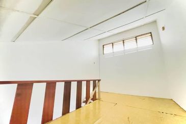 Taman Cendana Sg Chua Kajang House 4 Room Freehold Well Kept Unit For Sale