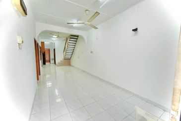 Taman Cendana Sg Chua Kajang House 4 Room Freehold Well Kept Unit For Sale