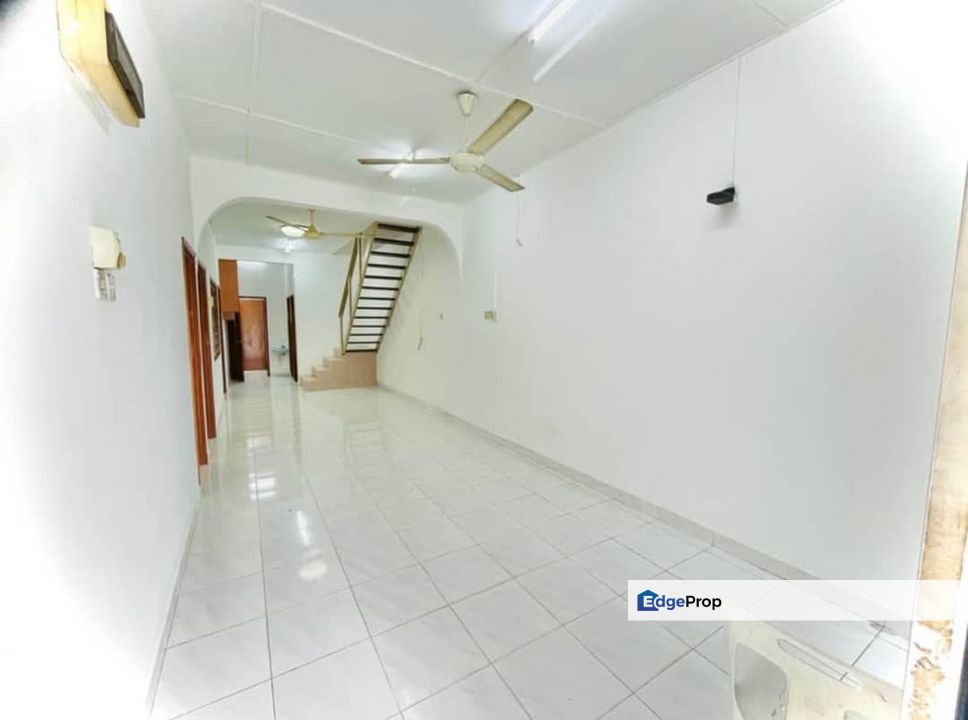 Taman Cendana Sg Chua Kajang House 4 Room Freehold Well Kept Unit For Sale, Selangor, Kajang