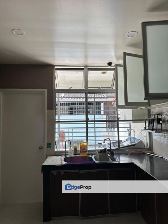 USJ 22 Double Storey House Freehold Gated Guarded Well Kept for Sale, Selangor, USJ