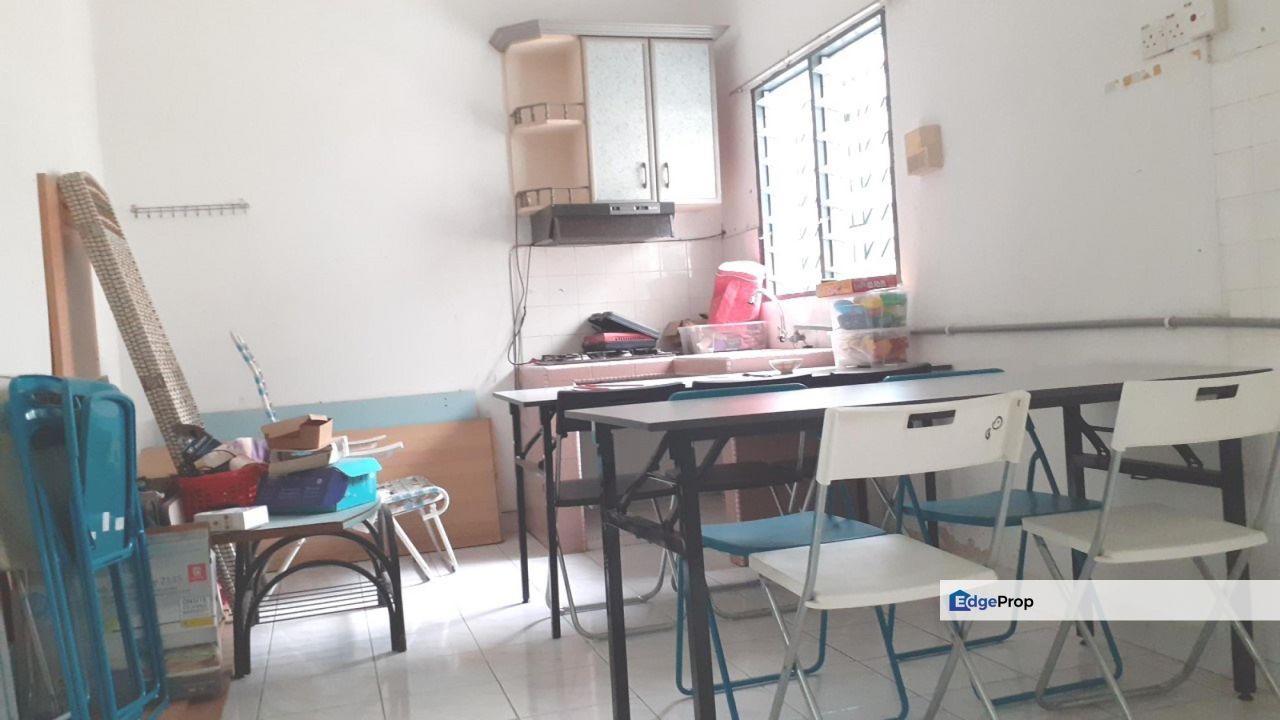 Taman Ria Kajang 2 Sty House Below MV Freehold Well Kept Unit For Sale, Selangor, Kajang