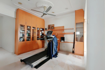 Awana Puri Condominiums