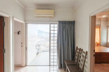 Awana Puri Condominiums