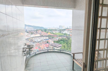 Awana Puri Condominiums