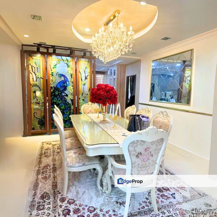 AP6 Aman Perdana Klang Bungalow 2 Sty Freehold Fully Renovated Fully Furnished For Sale, Selangor, Klang