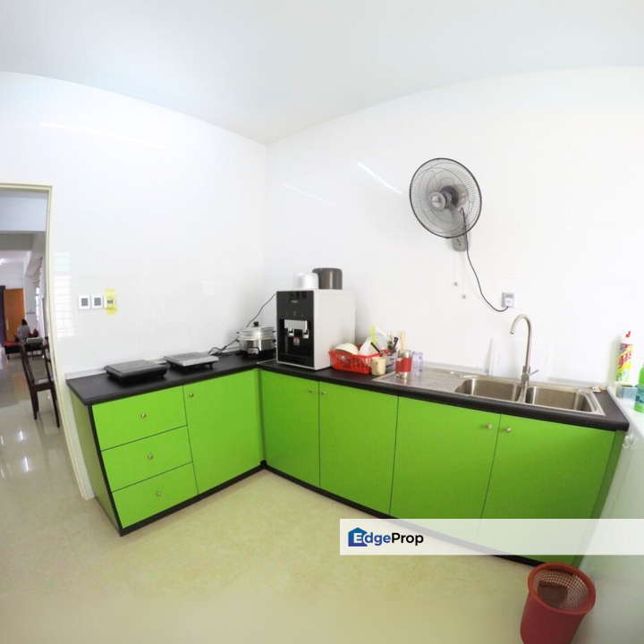 Taman Taming Indah 2 Kajang 3 Sty Endlot Freehold 6 Room Good Cond For Sale, Selangor, Bandar Sungai Long