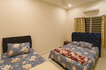 Taman Tasik Semenyih (Lake Residence)