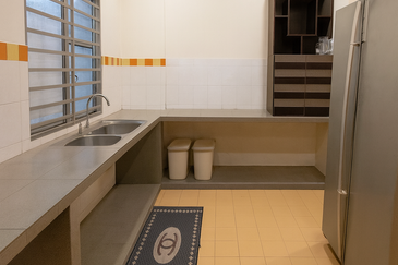 Taman Tasik Semenyih (Lake Residence)