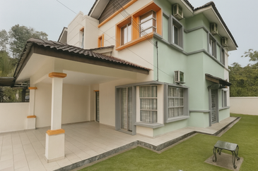 Taman Tasik Semenyih (Lake Residence)