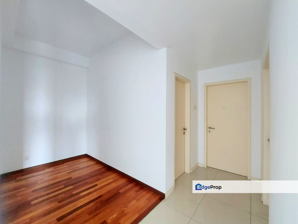 Renai Jelutong Residence Shah Alam Freehold 2 Carpark Good Cond For Sale, Selangor, Bukit Jelutong