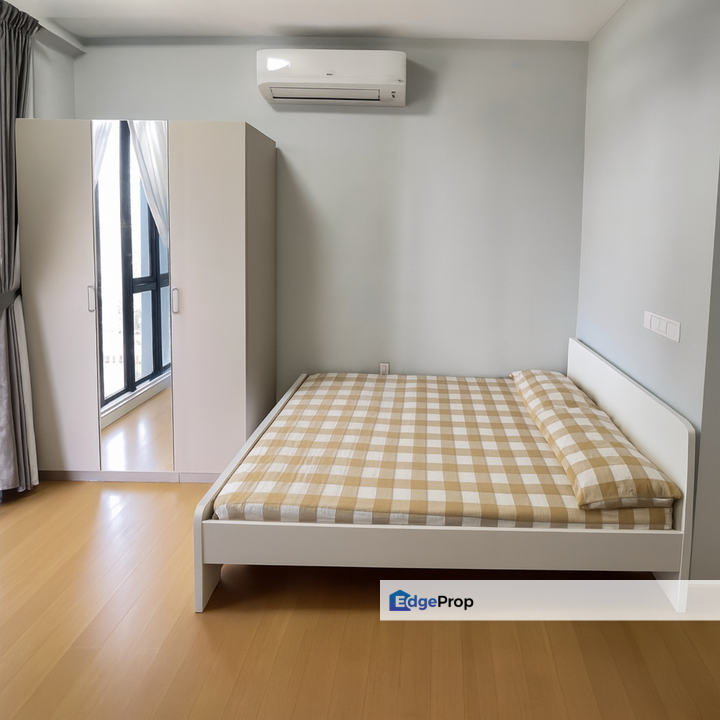 The Sentral Suites KL Sentral Non Bumi Corner Lot Renovated For Sale, Kuala Lumpur, KL Sentral