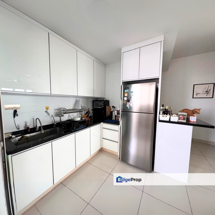 Impiria Residensi Bukit Tinggi Klang 3 Carpark Renovated Well Kept Unit For Sale, Selangor, Klang