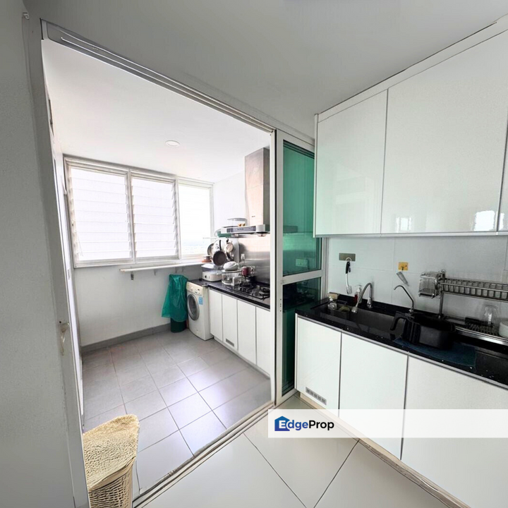 Impiria Residensi Bukit Tinggi Klang 3 Carpark Renovated Well Kept Unit For Sale, Selangor, Klang