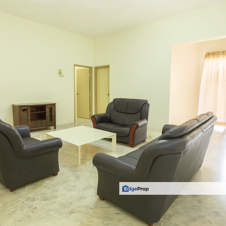 Pangsapuri Nuri Subang Bestari Shah Alam Ground Floor Freehold Below Bank Value For Sale, Selangor, Subang