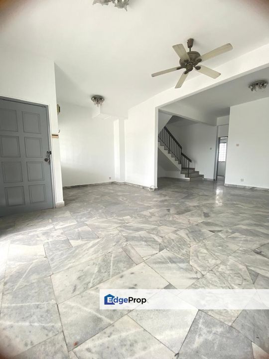 Bandar Puchong Jaya 2 Sty Freehold 4r3b Well Maintained Unit For Sale, Selangor, Puchong