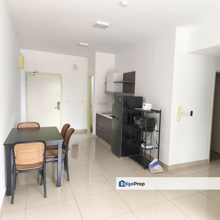 Cerrado Residence Dengkil Freehold 2 Carpark Kitchen Cabinet Fully Furnished For Sale, Selangor, Bangi