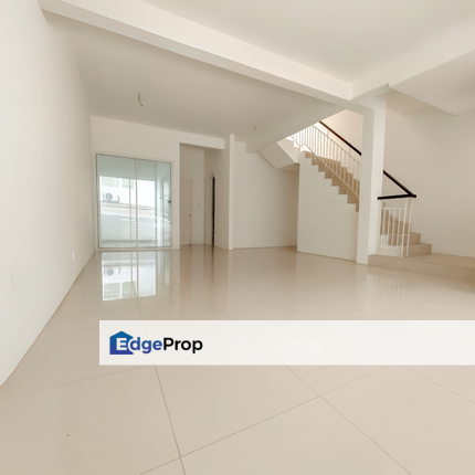 Taman Nadayu 92 @ Kajang 2 Storey House Freehold Gated & Guarded Well Kept Unit For Sale, Selangor, Semenyih