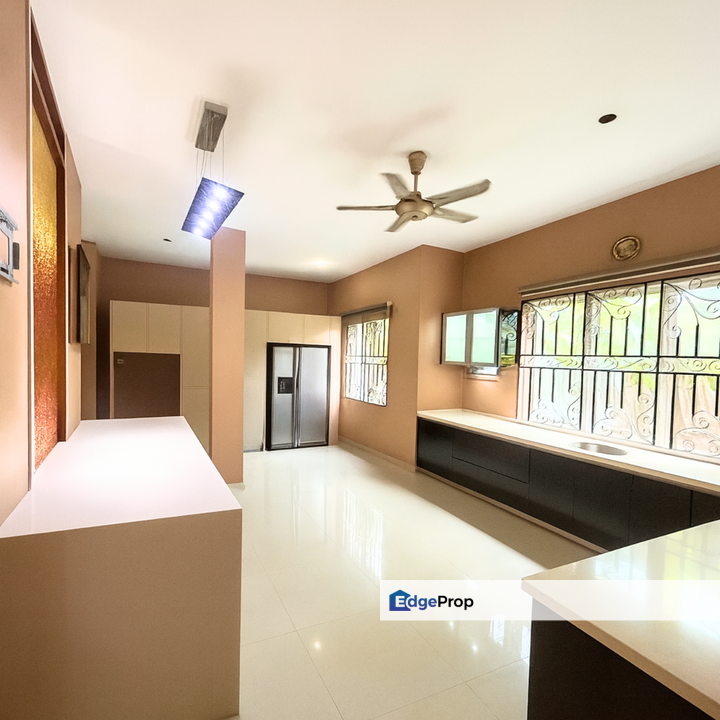 Taman Yarl @ Old Klang Road Bungalow 3 Sty Freehold 7 Bedroom Jacuzzi For Sale, Kuala Lumpur, Jalan Klang Lama (Old Klang Road)