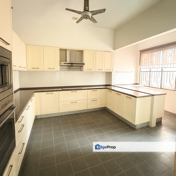 Taman Yarl @ Old Klang Road Bungalow 3 Sty Freehold 7 Bedroom Jacuzzi For Sale, Kuala Lumpur, Jalan Klang Lama (Old Klang Road)