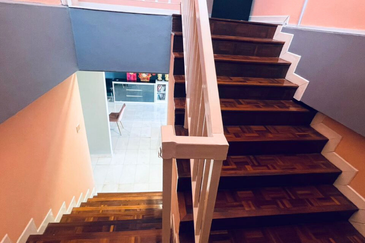 Anjung Hijau (Greenfield Apartment)