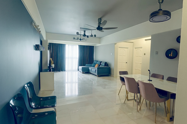 Anjung Hijau (Greenfield Apartment)