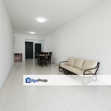 Calisa N Residences Puchong Non Bumi Low Density Furnished Well Kept Unit For Sale, Selangor, Puchong