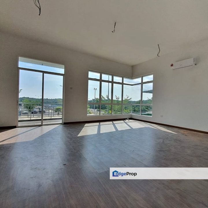 Taman Cenderawasih Indah Seremban Semi D 2 Sty 40x80 Freehold Gated & Guarded For Sale, Negeri Sembilan, Seremban