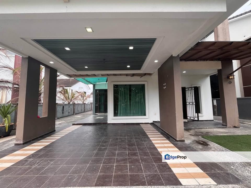 Taman Cenderawasih Seremban Bungalow 2 Sty Extended Ample Parking Renovated For Sale, Negeri Sembilan, Seremban