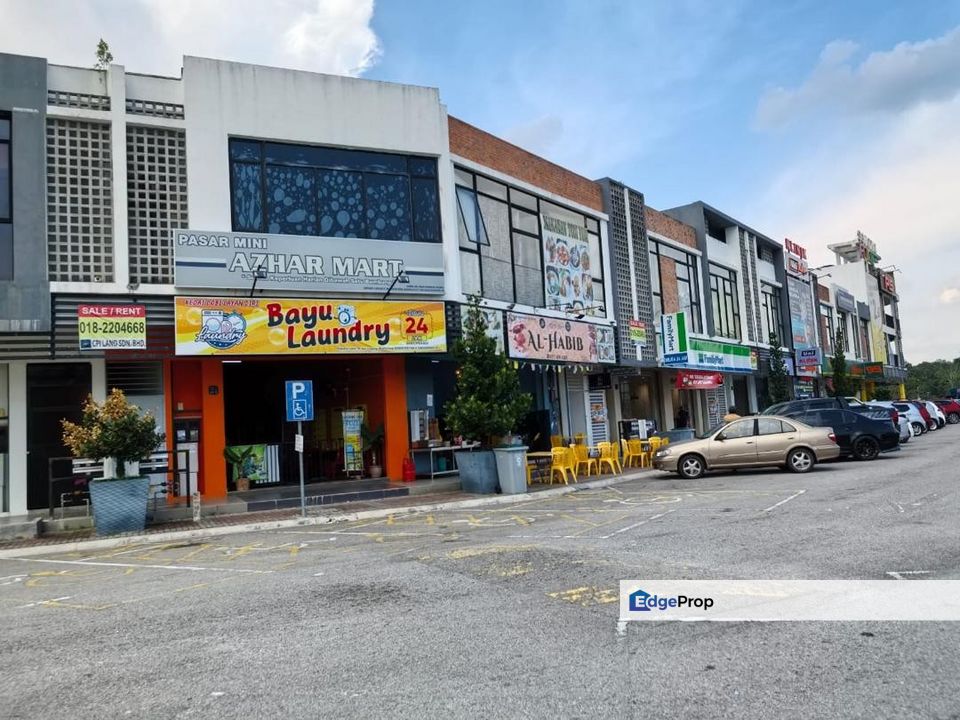 Serintin Point @ Mantin High Yield Corner Shoplot Freehold 2 Sty Good Location For Sale, Negeri Sembilan, Seremban