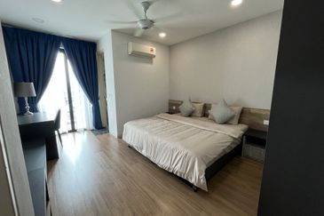 Tropical Villa Luxury Service Suites