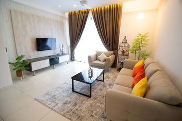 Tropical Villa Luxury Service Suites