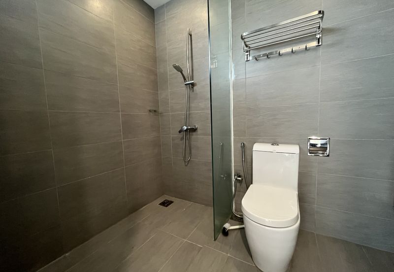 Tropical Villa Luxury Service Suites