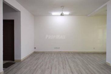 Villa Park Condominium