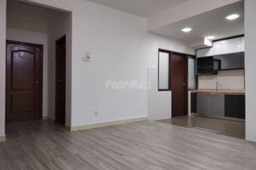 Villa Park Condominium