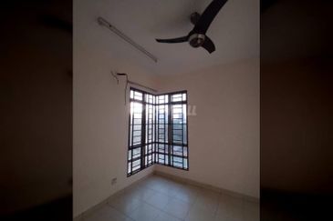 Villa Park Condominium