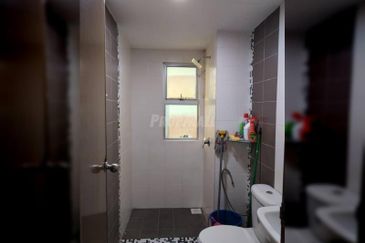 Villa Park Condominium