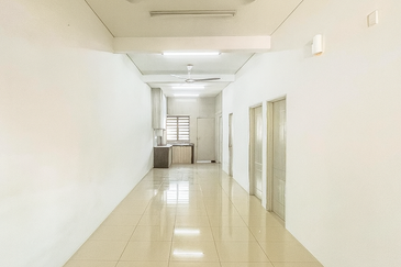 TAMAN BAYU INDERA, LUKUT