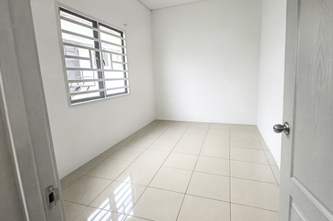 TAMAN BAYU INDERA, LUKUT