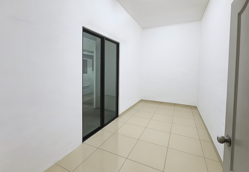 TAMAN BAYU INDERA, LUKUT